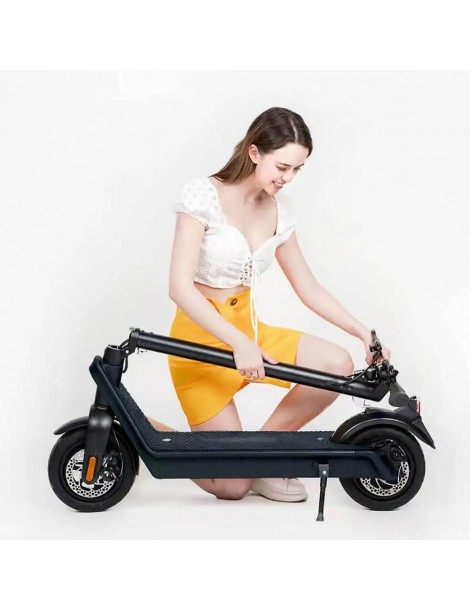 AOVO X9 Plus 10'' Pneumatico Antideflagrante Scooter Elettrico Pieghevole 36V Motore Nominale 500W Batteria 36V 15.6Ah - Nero Promozione