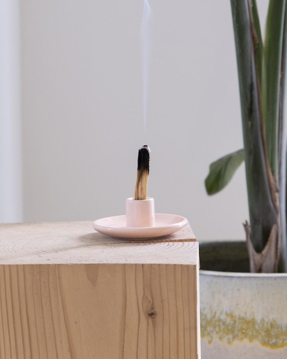 Wood'd PALO SANTO PLATE PINK In Linea
