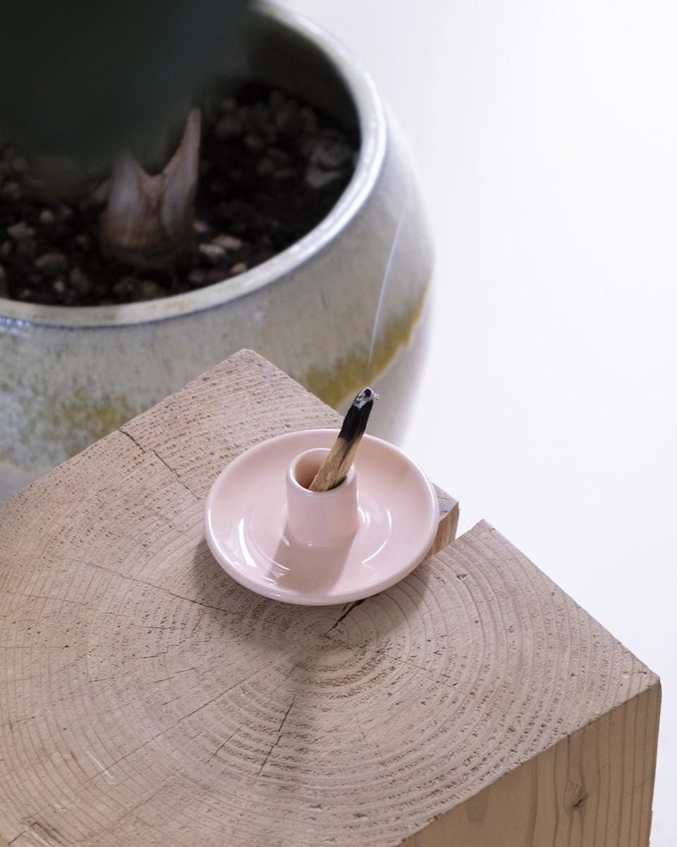 Wood'd PALO SANTO PLATE PINK In Linea
